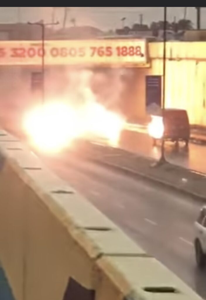Breaking! Motorists Warned as High Tension Transmission Cables Explode in Lagos