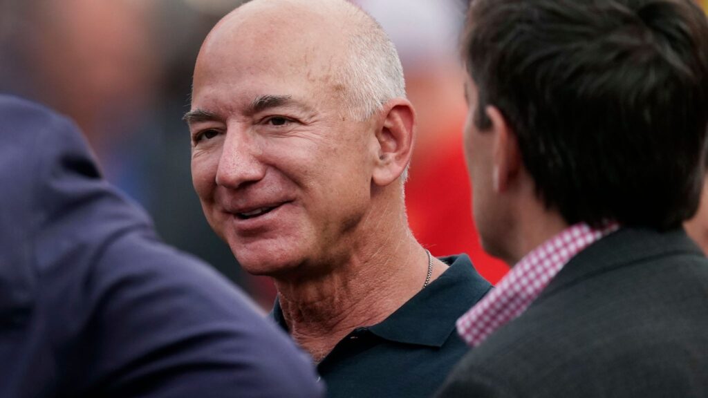 Amazon Founder Jeff Bezos Plans to Give Most of His £110bn Fortune Away