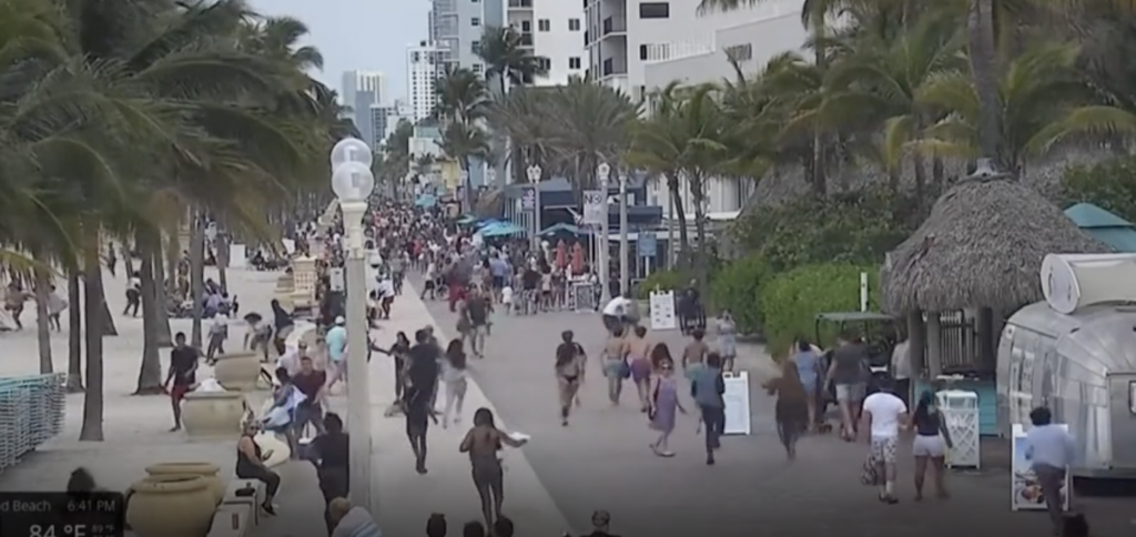 Beachgoers Run For Life as Gunmen Strike in Florida