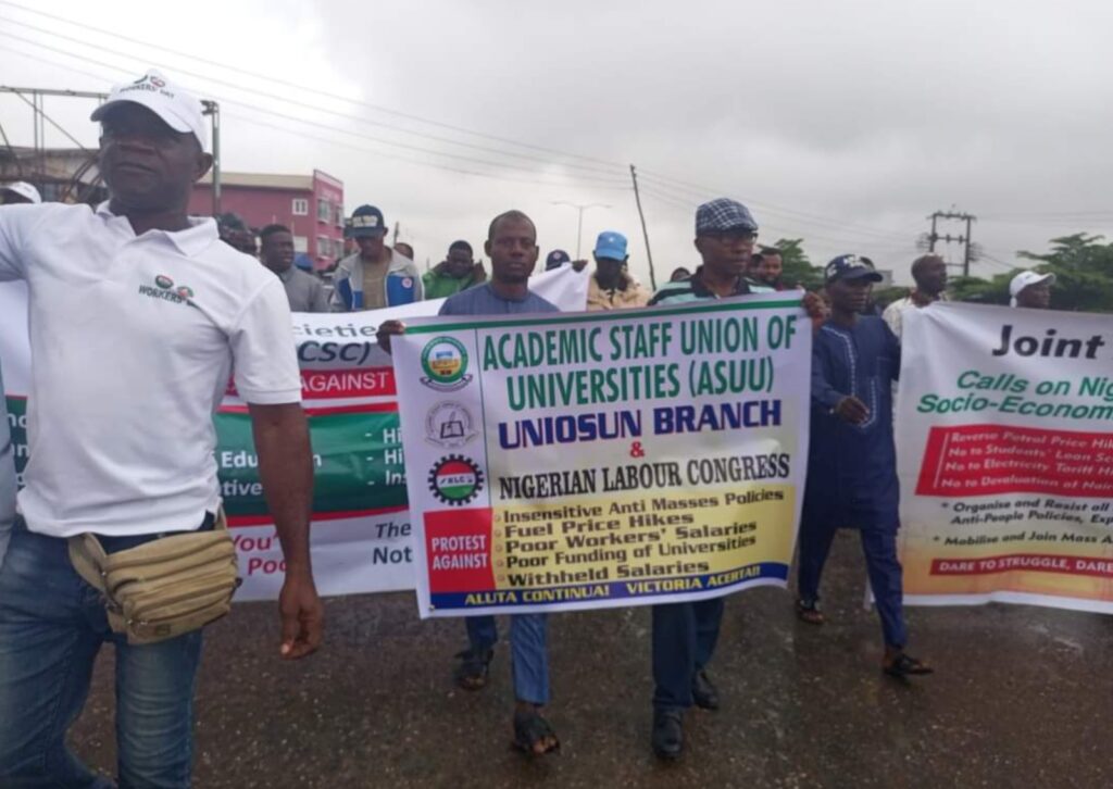 ASUU, CSOs Shut Down Osun State Capital With Subsidy Protests