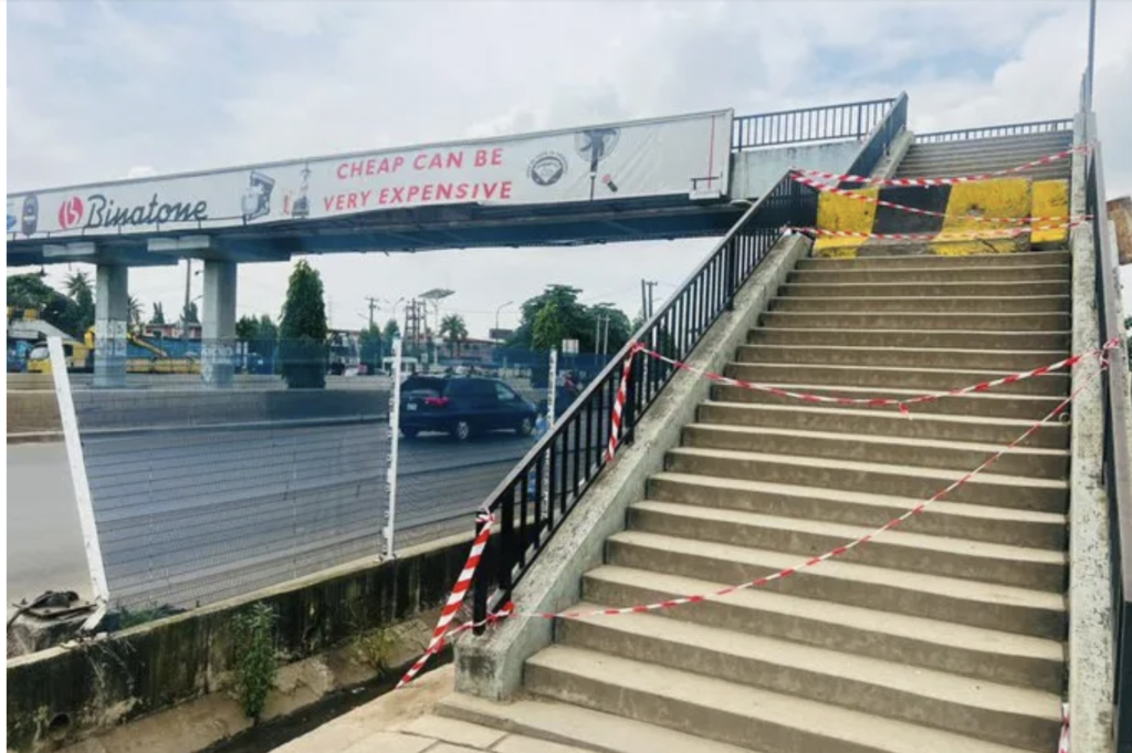 Lagos Shuts Damaged Alapere Footbridge; Begins Emergency Repairs