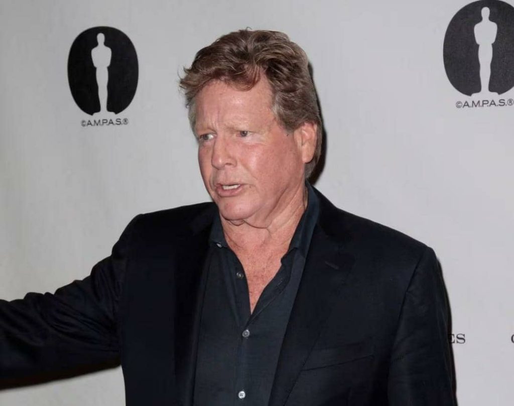 Ryan O’Neal, Hollywood actor and star of Love Story, dies aged 82