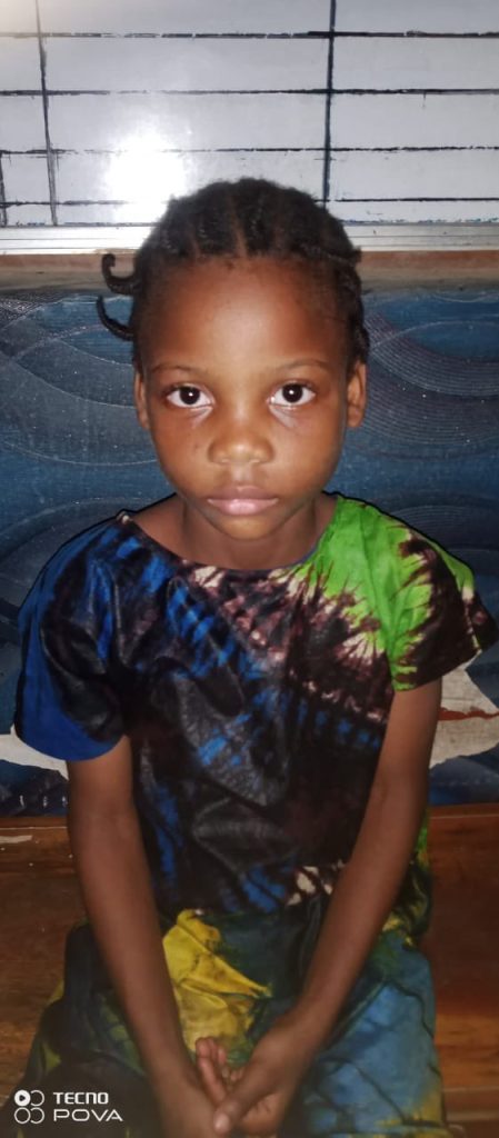 Unbelievable! Mother Forgets 8-Year Old Girl Inside Commercial Bus