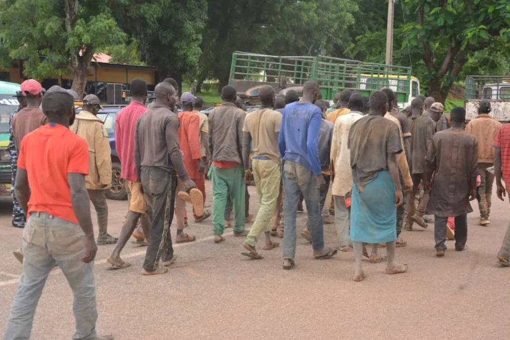 Troops Nab 47 Suspected Rail Track Vandals in Kaduna