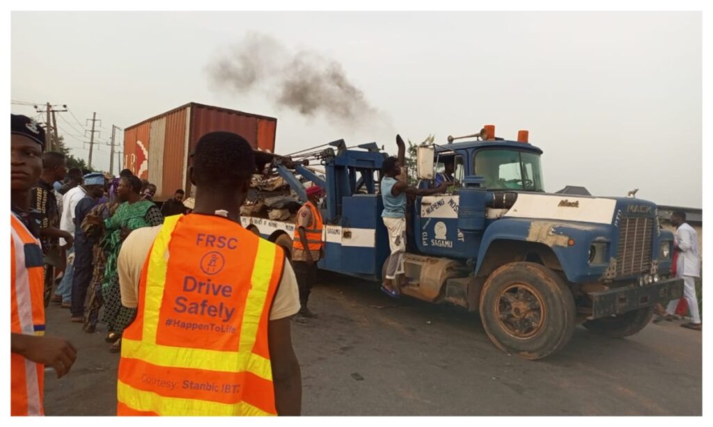 18 Dead in Ogun Road Crash