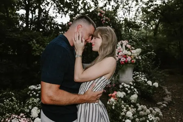 Swift-Kelce Engagement Creates Buzz at U.S. Open