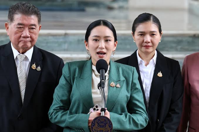 Thai Court Removes Prime Minister over Leaked Phone Call with Cambodian Leader