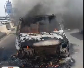 Panic as Commuter Bus Catches Fire in Lagos