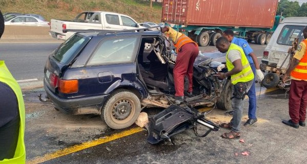 Tragedy as Three Family Members Die in Lagos Accident