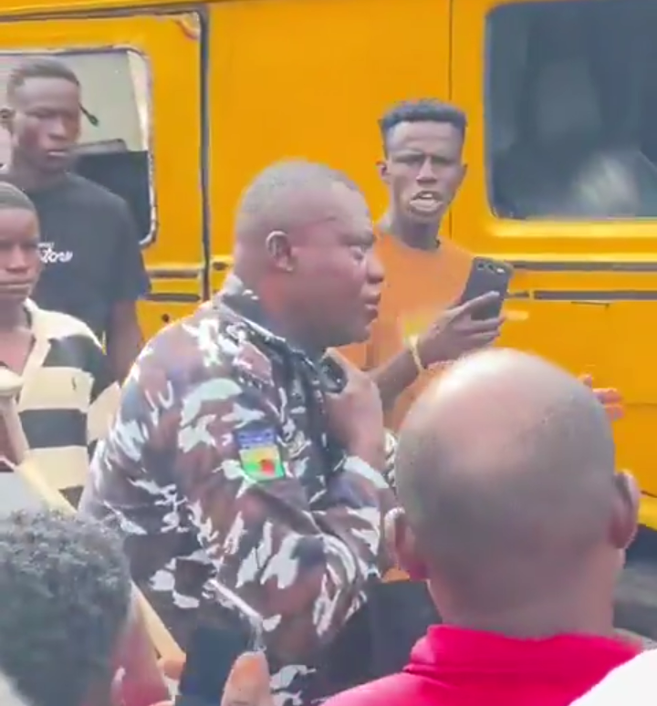 Lagos Police Clarifies Video of Officer Assaulted by Mob over Alleged Theft