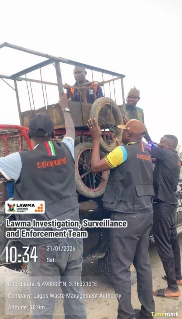 LAWMA Apprehends Cart Pushers over Illegal Dumping on Lagos–Badagry Road