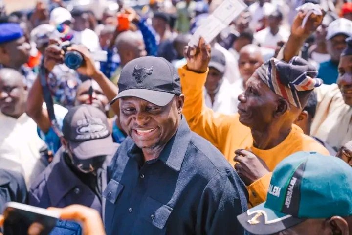 Yilwatda Joins APC Members at Ward for Presidential Primary Election in Plateau