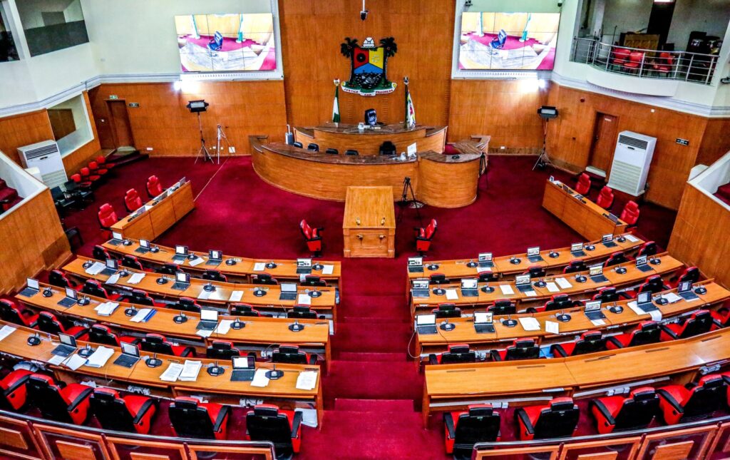 Lagos Lawmakers Seek Tougher Action against Vandals