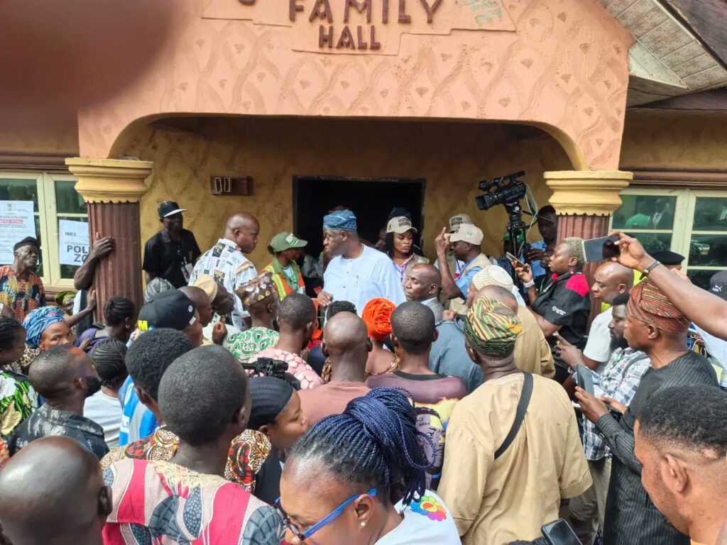 #EkitiDecides: PDP’s Candidate, Oluyede, Wins Polling Unit