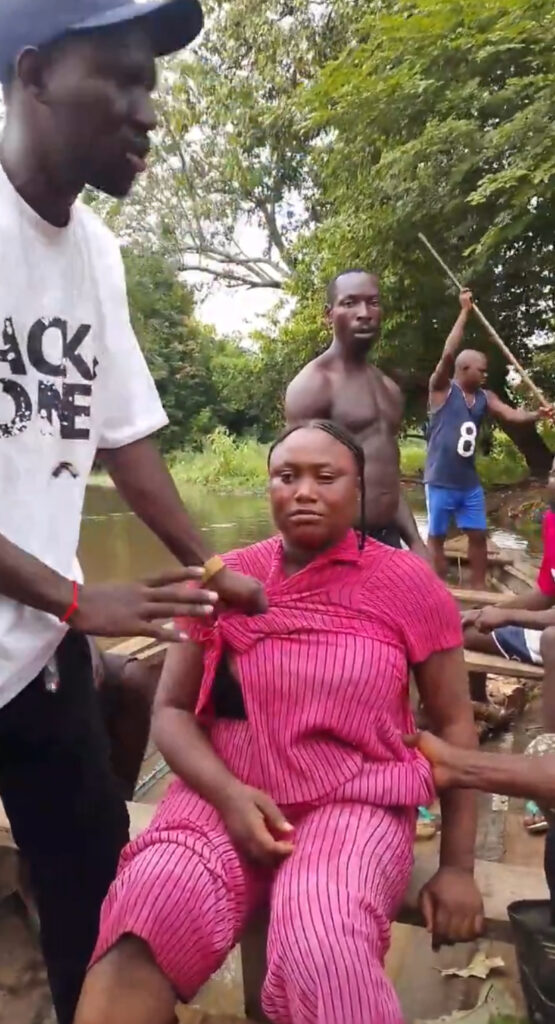 Residents Apprehend Woman for Throwing Daughter Into Edo River