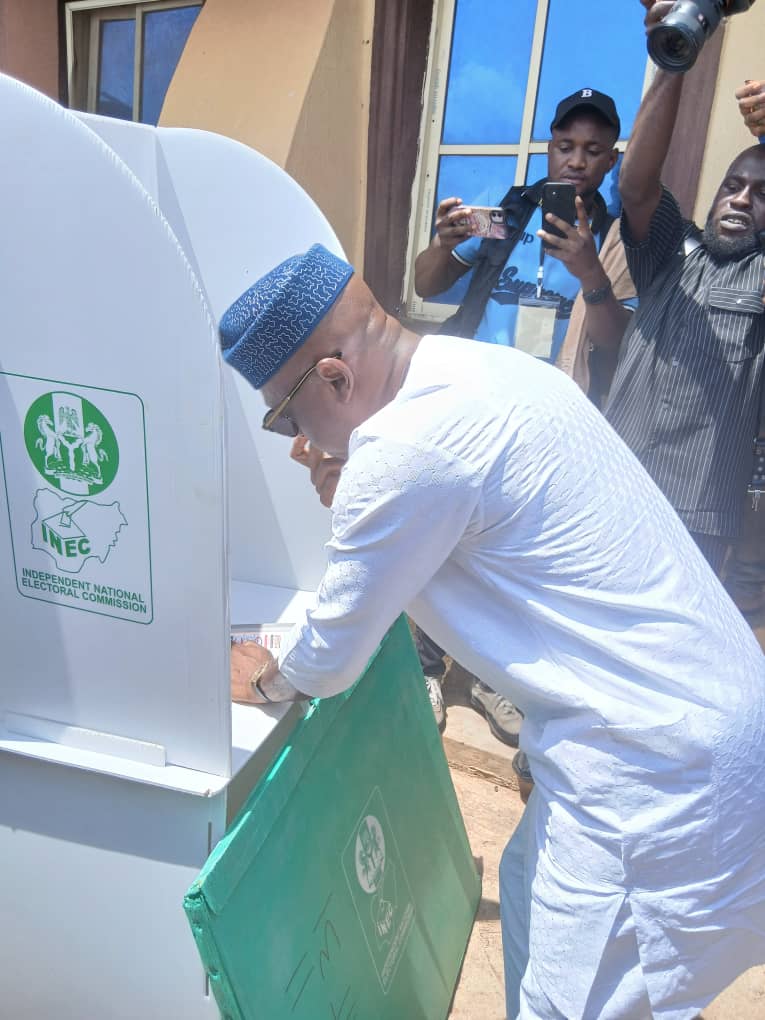 #EkitiDecides: Oyebanji Casts Vote in Ongoing Election