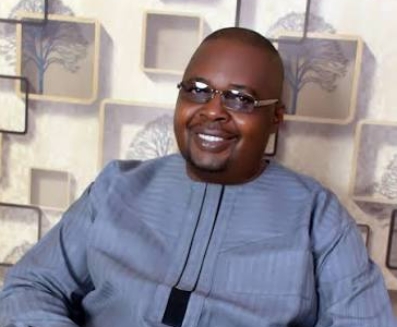 Oyetola’s Ex-Commissioner Bamisayemi Dumps APC