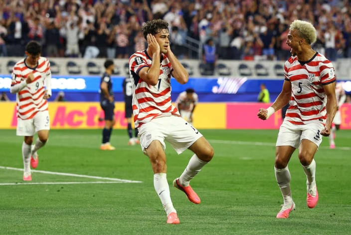 US Thrash Paraguay 4-1 for Dream World Cup Start
