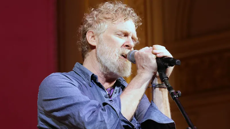 Oscar-Winning Songwriter Glen Hansard Killed in Crash