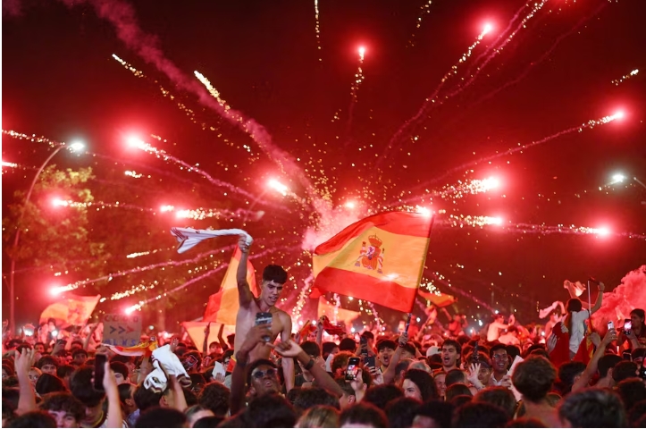 Teenager Dies in Spain after Fountain Collapses During World Cup Celebrations