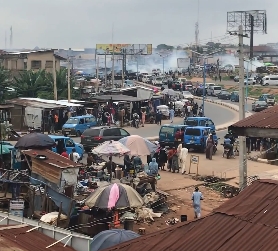 Osun Election: Gunshots Osogbo as Violent Attacks Spread in Osogbo