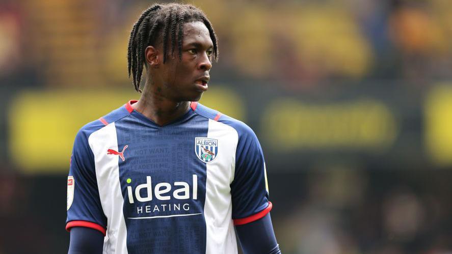 25-Year-Old Ex-West Brom Player, Castro, Dies During Friendly in Portugal