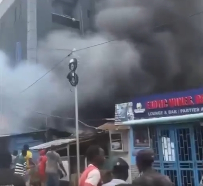 Panic as Fire Guts another Building in Lagos