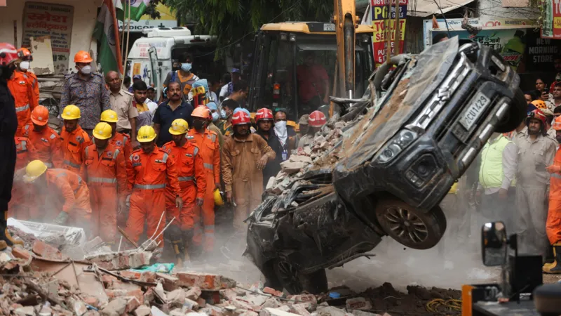 Six Dead, Many Others Feared Trapped in Collapsed Building in Delhi